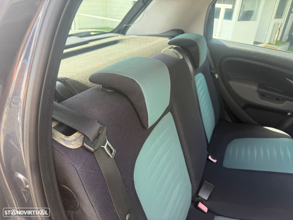 Fiat Grande Punto 1.3 M-Jet Free J15 - 17