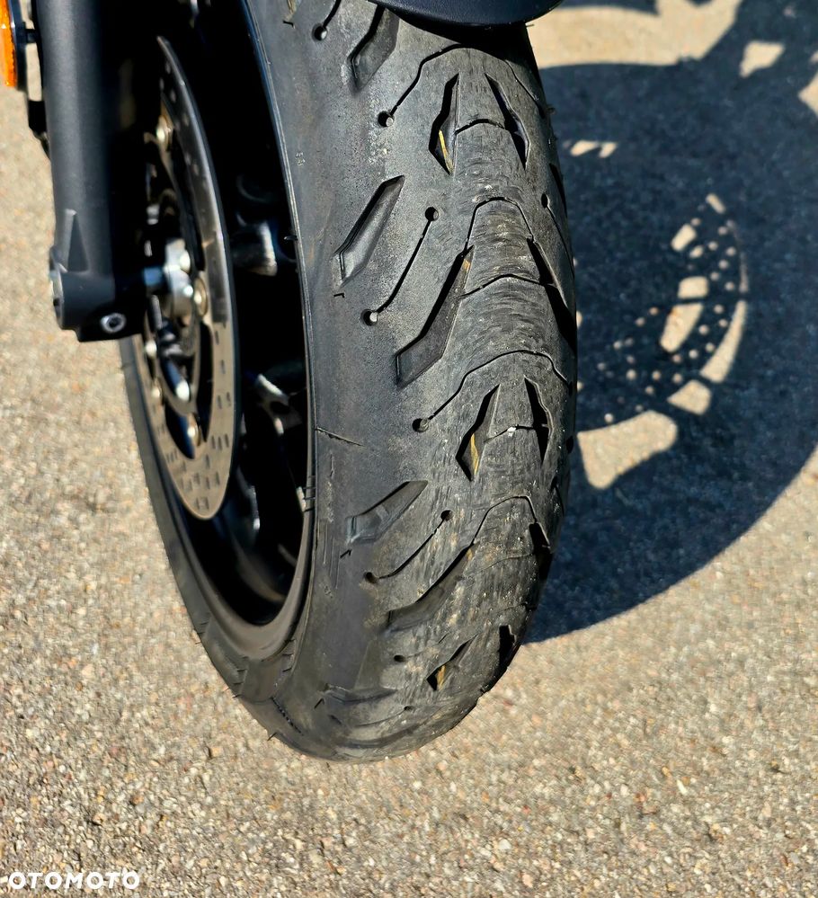 Yamaha MT - 12