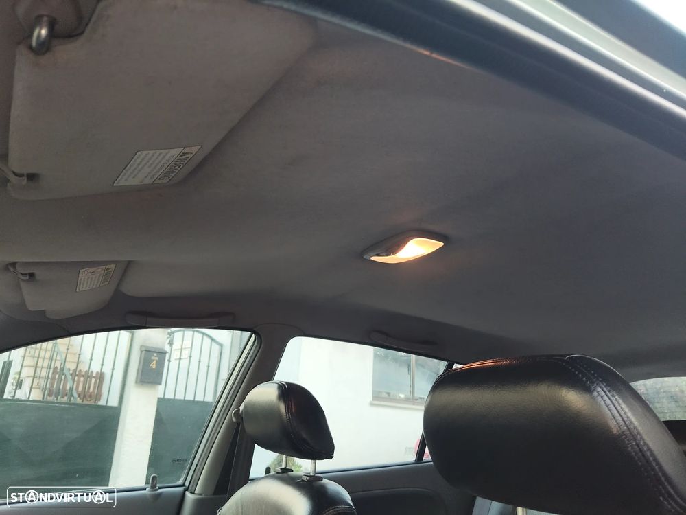 Kia Rio SW 1.3 LS - 15