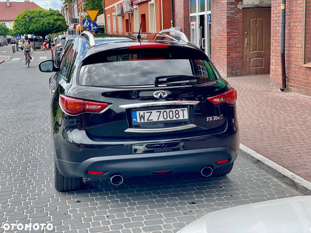 Infiniti FX FX30d S Premium - 4