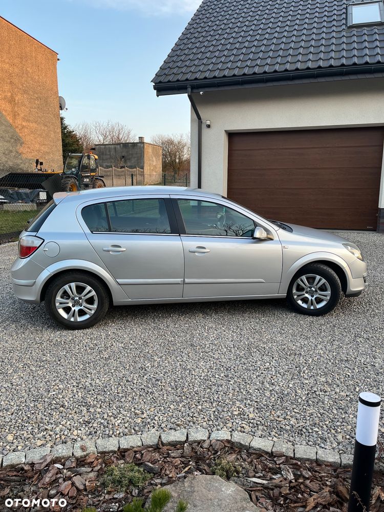 Opel Astra 1.6 Cosmo - 7