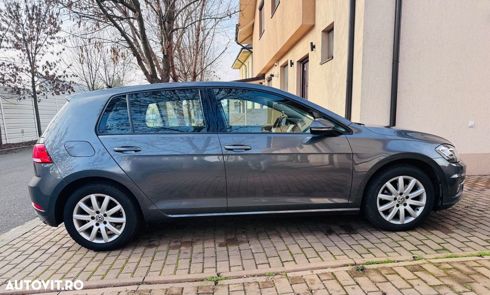 Volkswagen Golf 1.6 TDI DSG Comfortline - 8