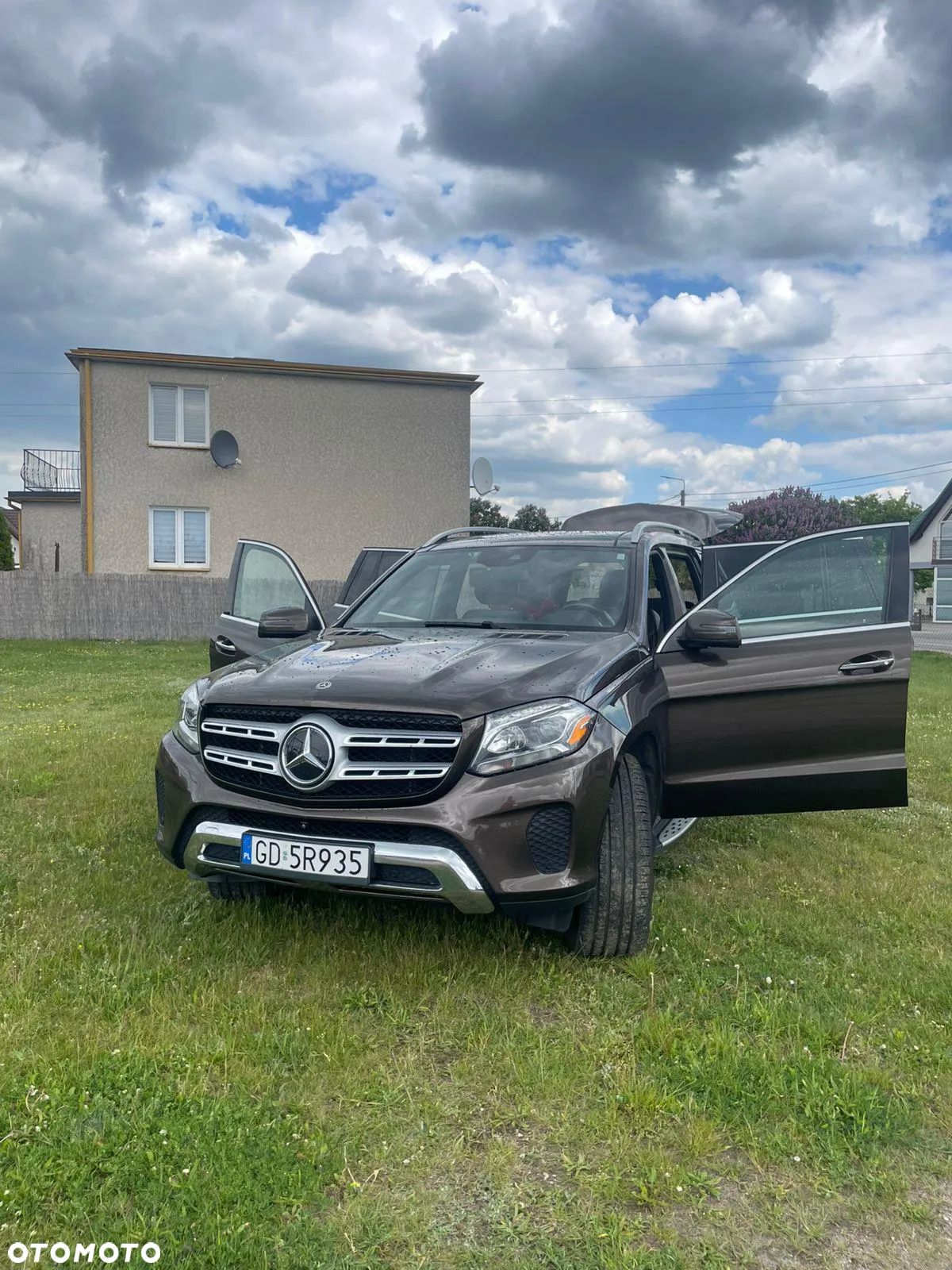 Mercedes-Benz GLS - 28