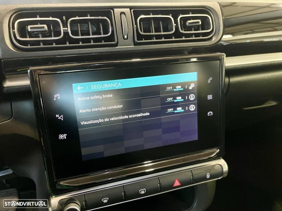 Citroën C3 1.2 PureTech Shine Pack - 19