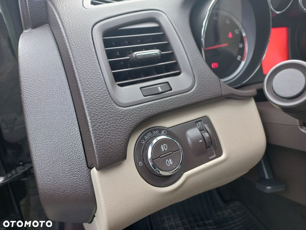 Opel Insignia 1.8 Cosmo - 18