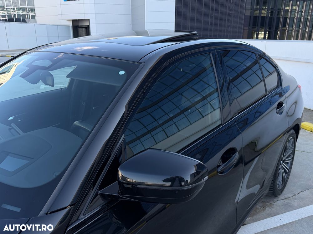 BMW Seria 3 330e Aut. Sport Line - 11