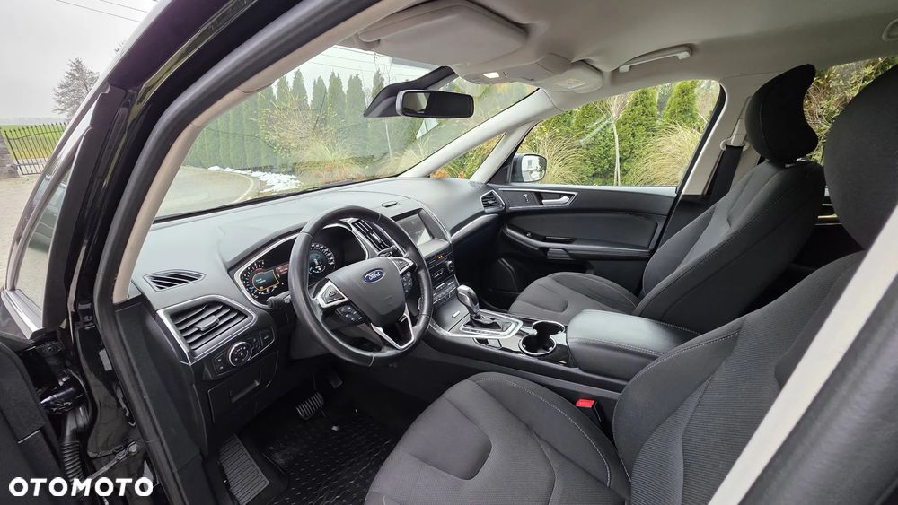 Ford S-Max 2.0 TDCi Titanium PowerShift - 24