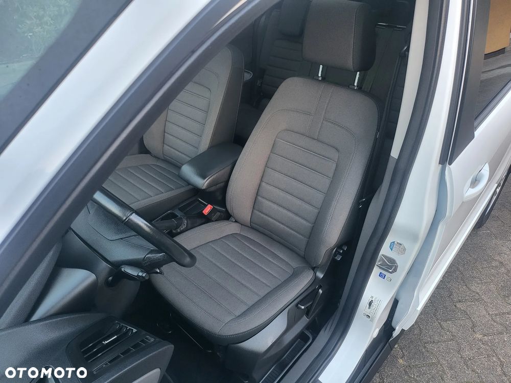 Ford Tourneo Connect Grand - 20