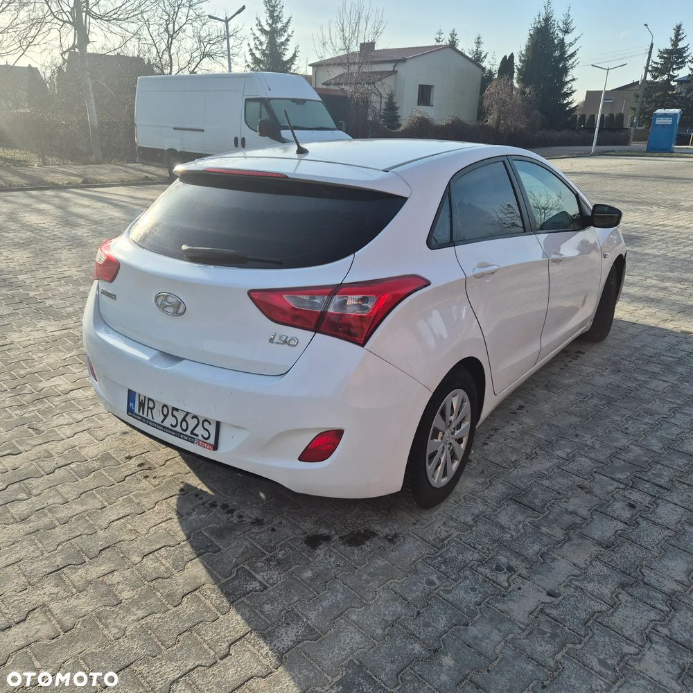 Hyundai i30 1.4 Classic - 9