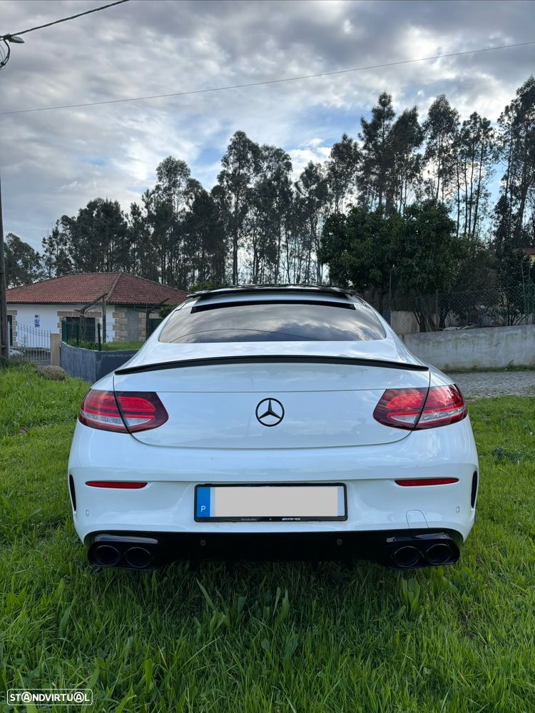 Mercedes-Benz C 300 AMG Line - 5