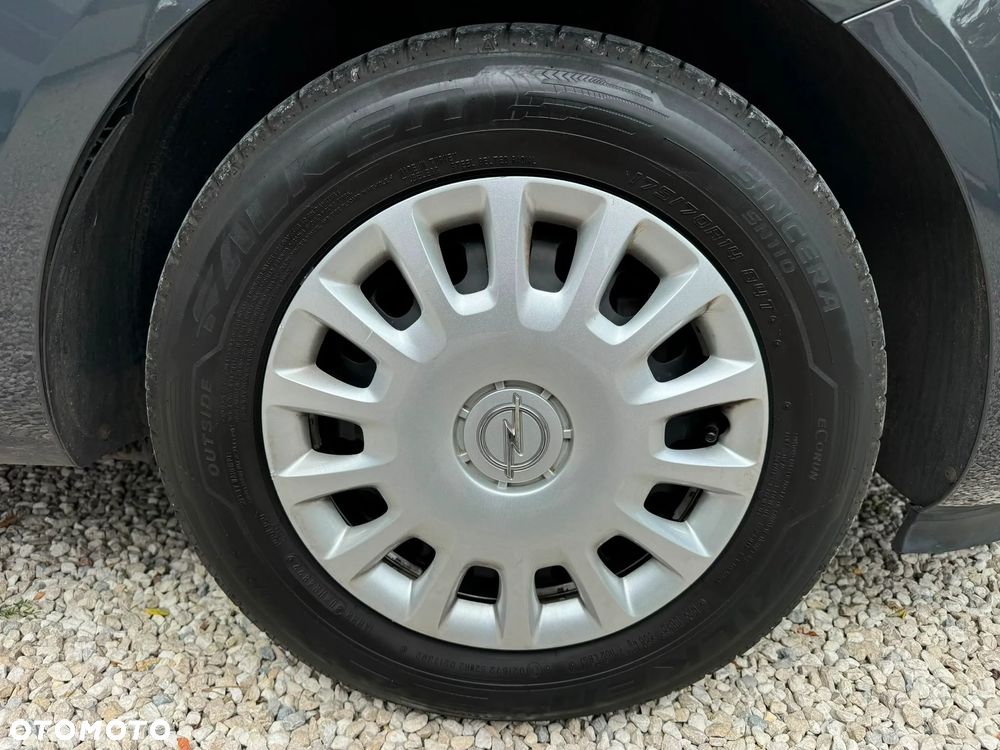 Opel Corsa - 20