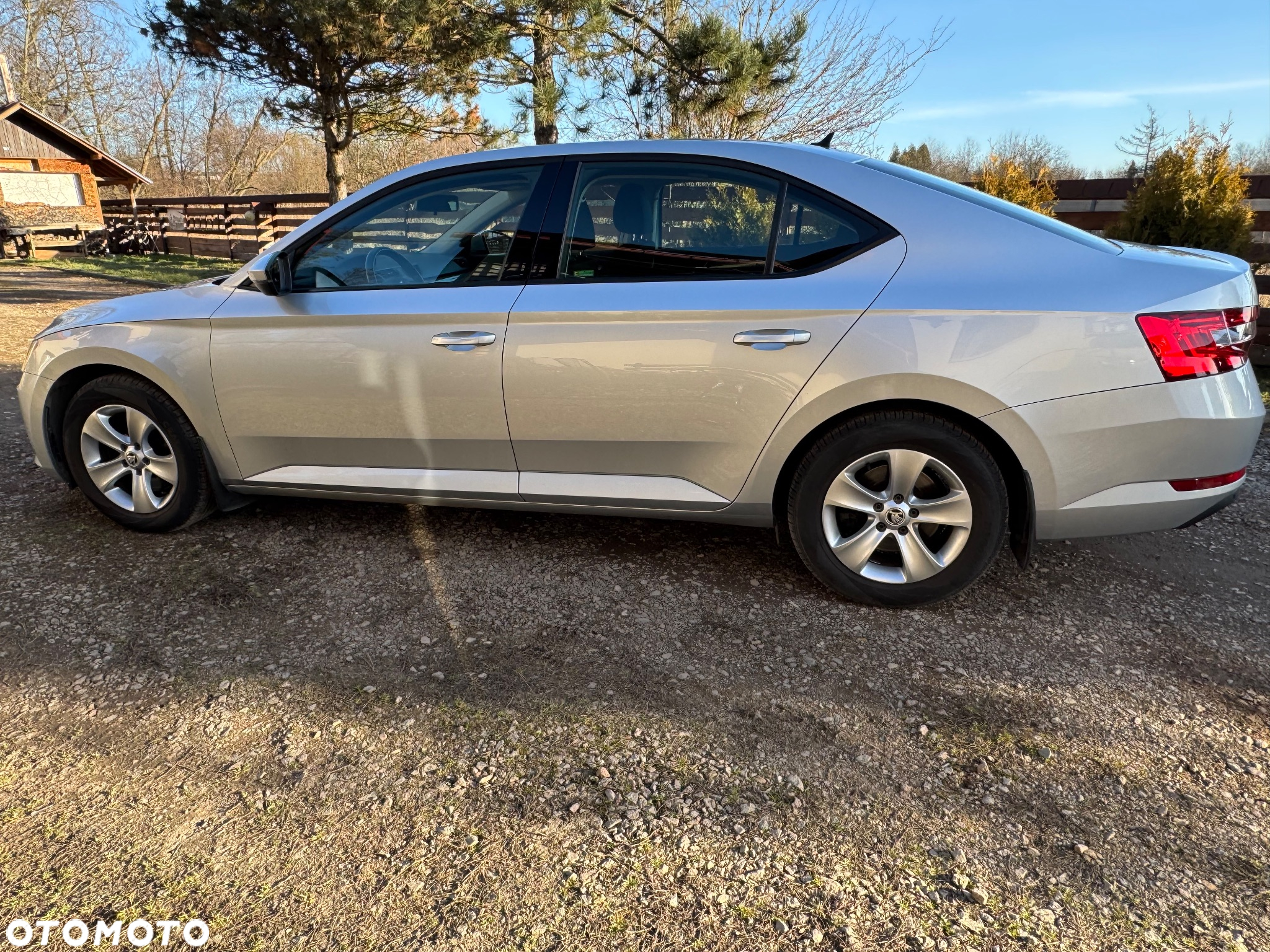 Skoda Superb 1.6 TDI Active - 4