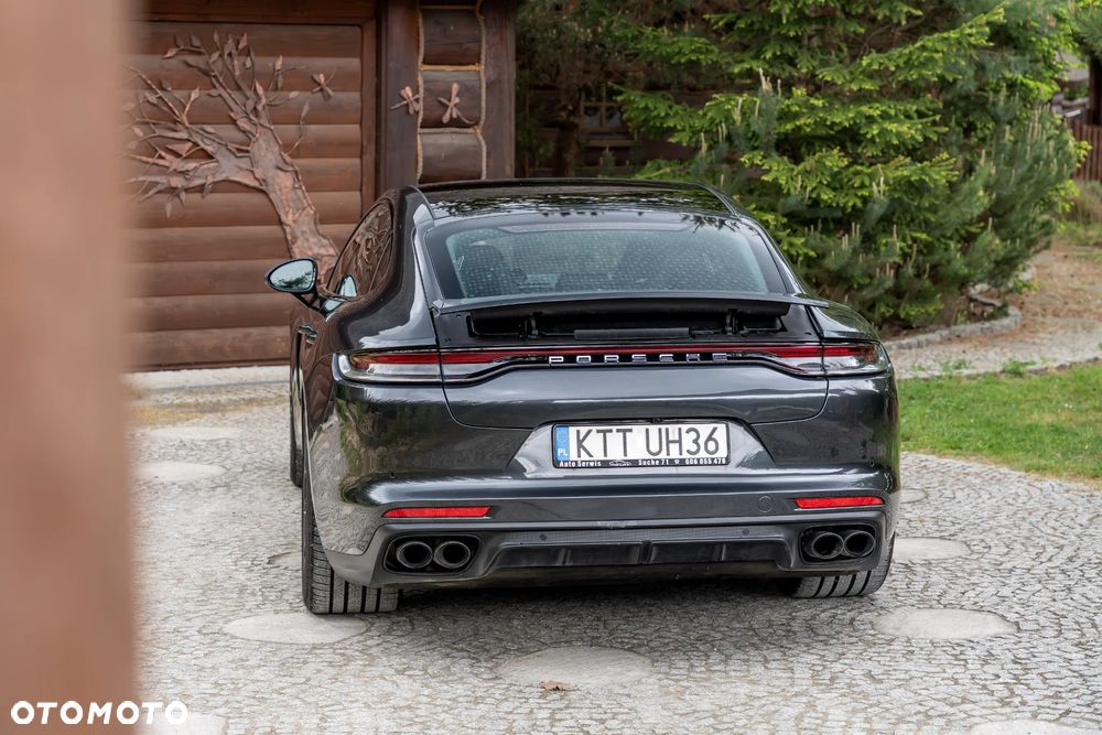 Porsche Panamera 4S - 19