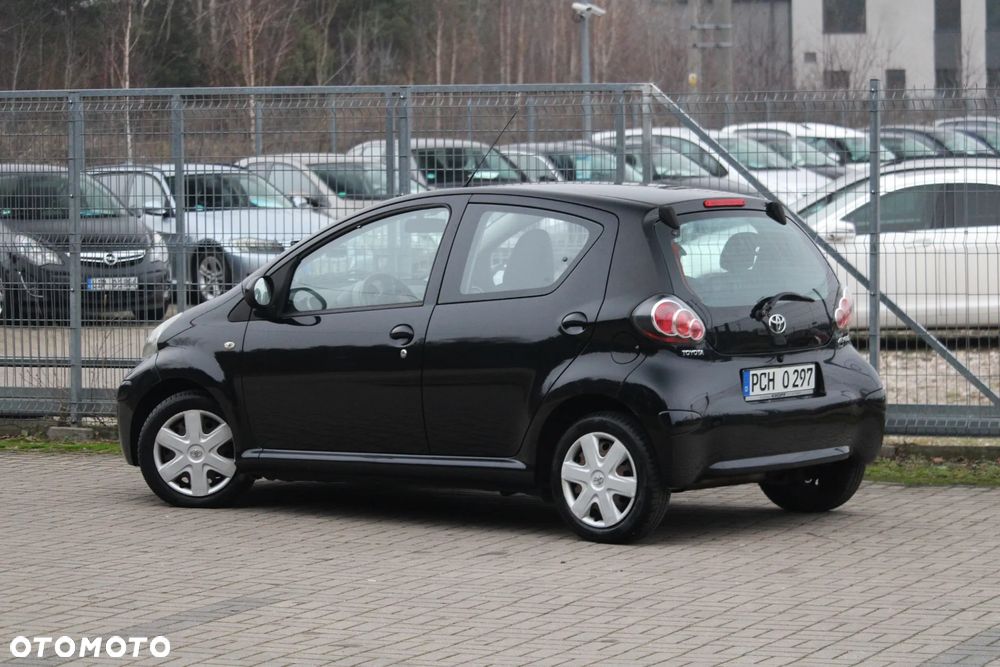 Toyota Aygo - 15