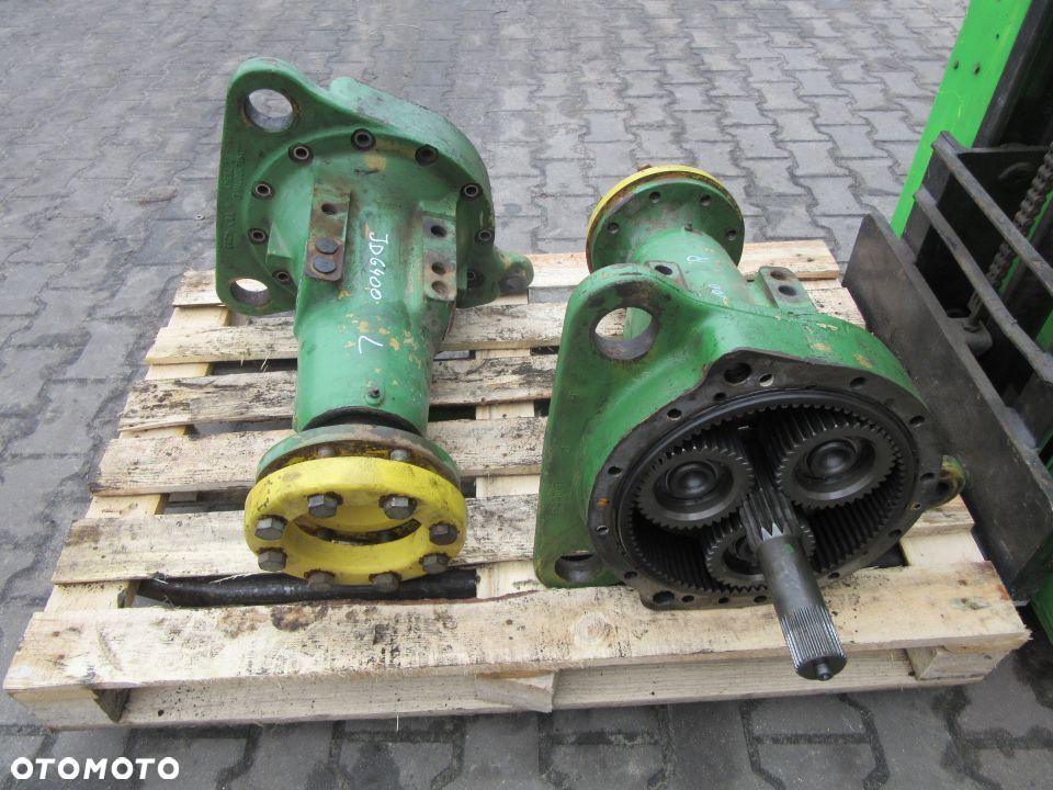 Zwolnica układ planetarny obudowa John Deere 6400 - 1