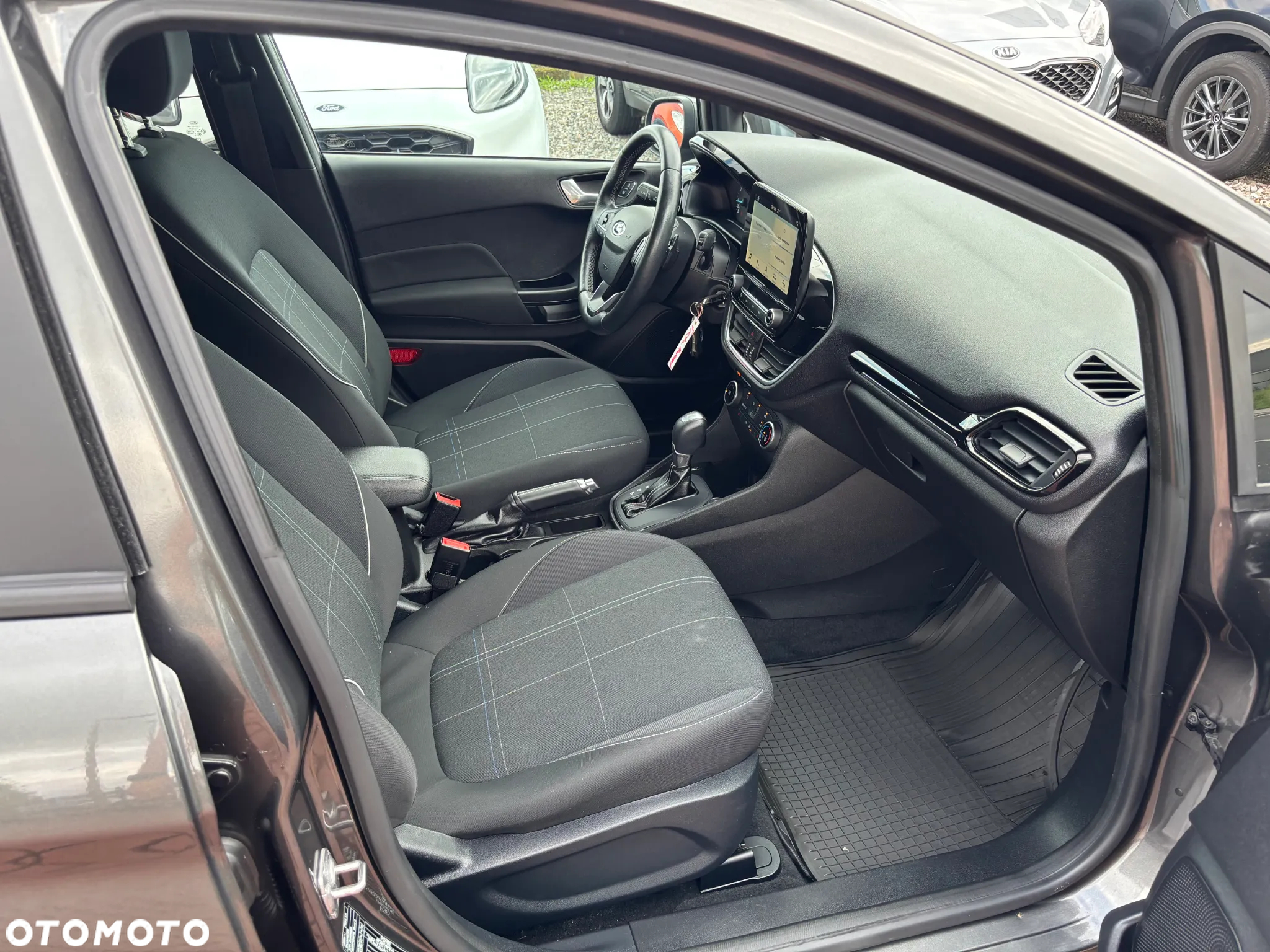 Ford Fiesta 1.0 EcoBoost S&S COOL&CONNECT - 15