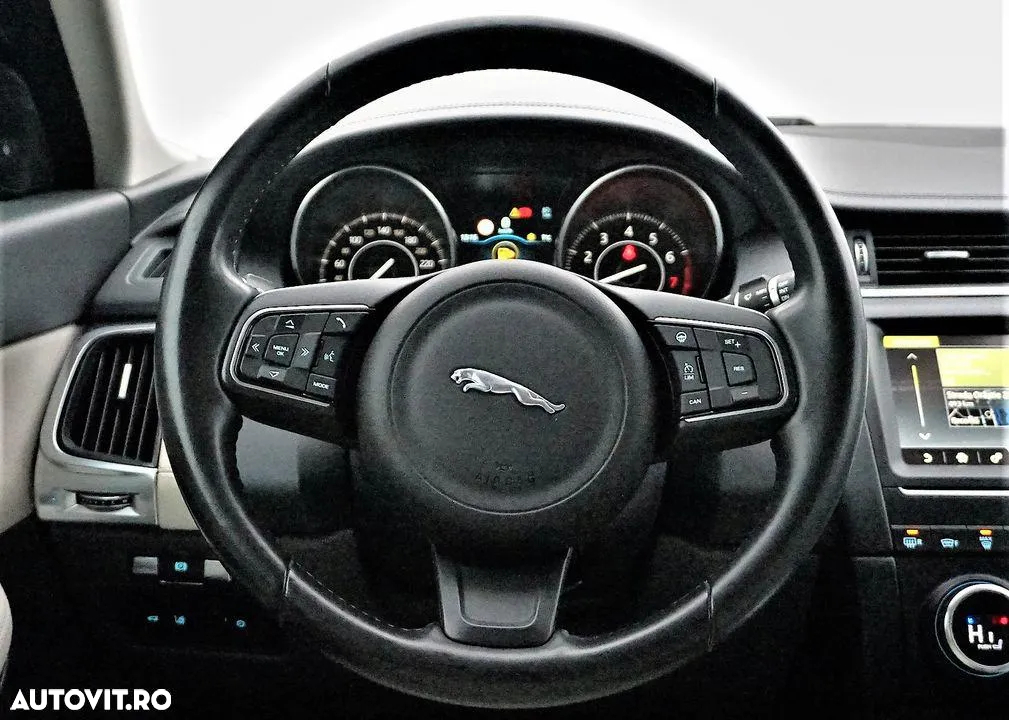 Jaguar E-Pace P200 AWD S - 8