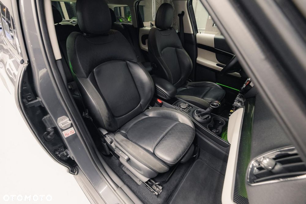 MINI Countryman - 16