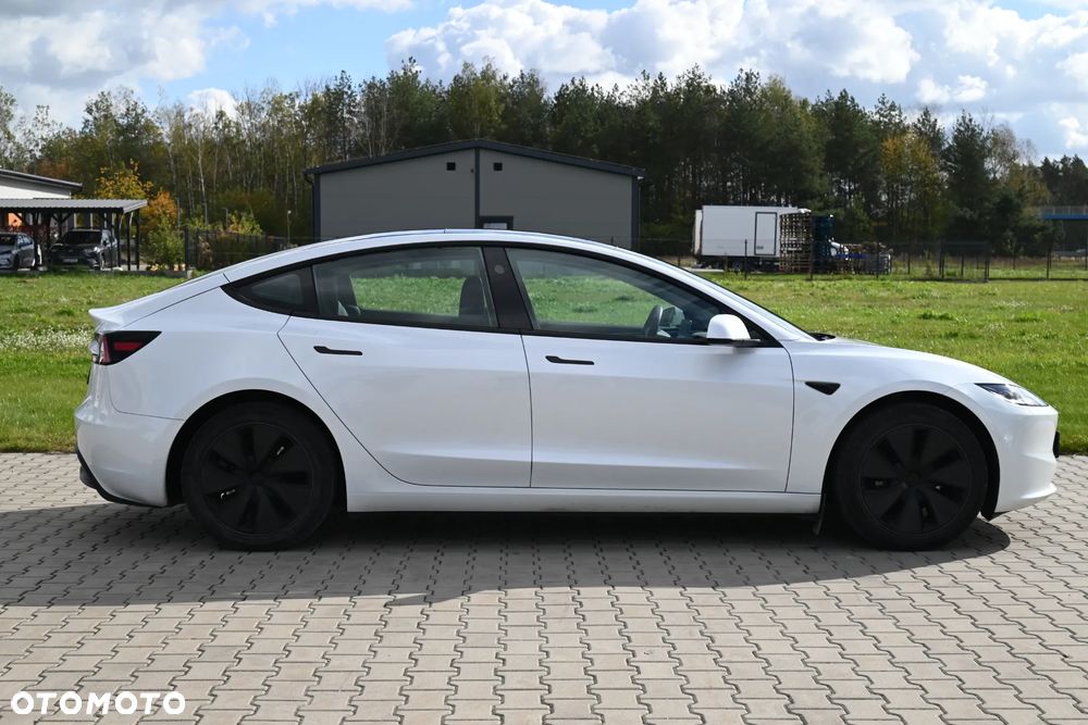 Tesla Model 3 - 15