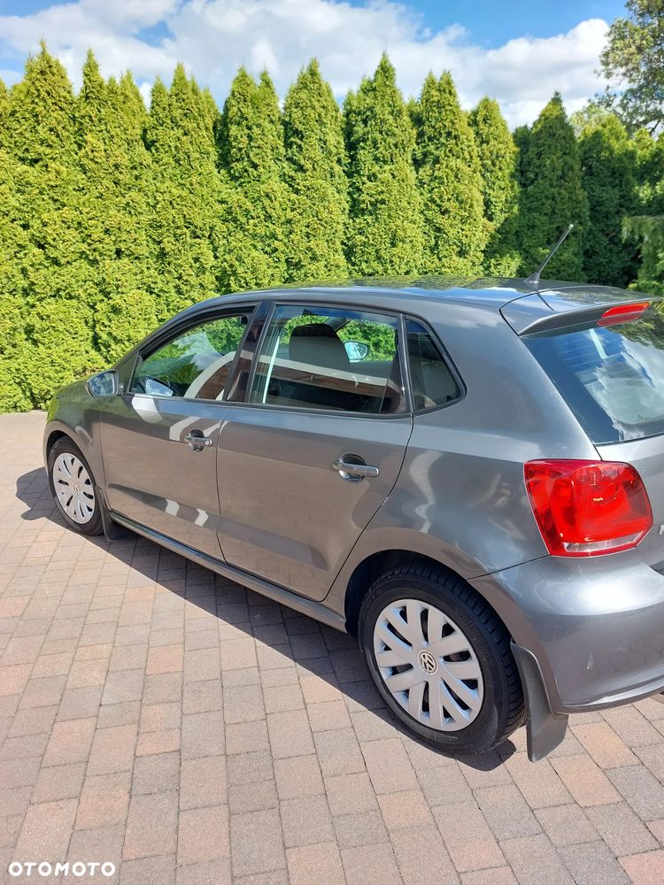 Volkswagen Polo 1.4 16V Trendline - 2