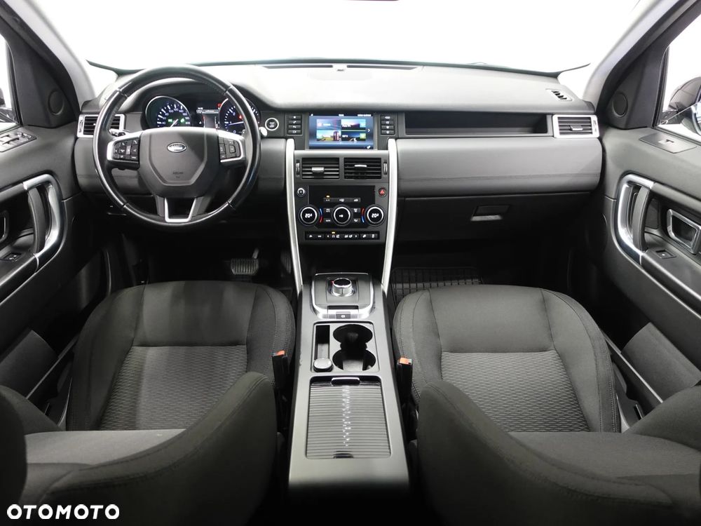 Land Rover Discovery Sport - 25