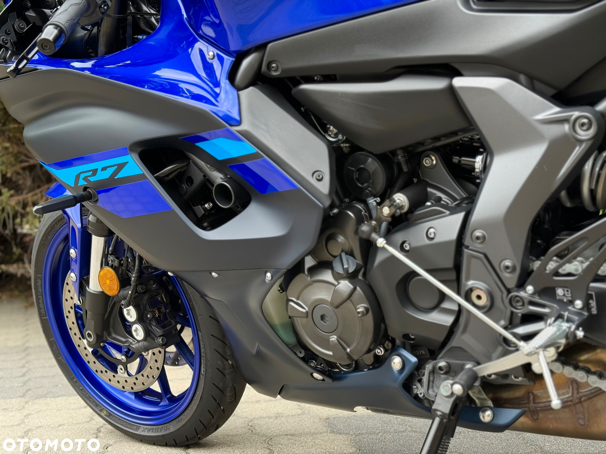 Yamaha R7 - 37