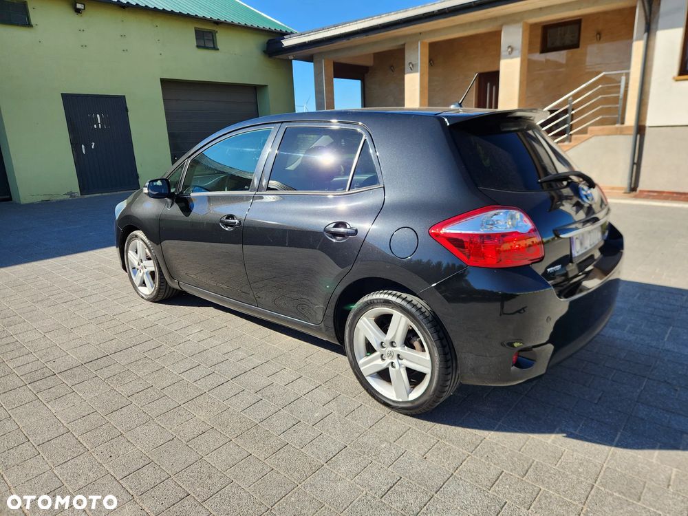 Toyota Auris - 4