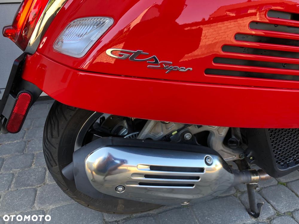 Vespa GTS - 15
