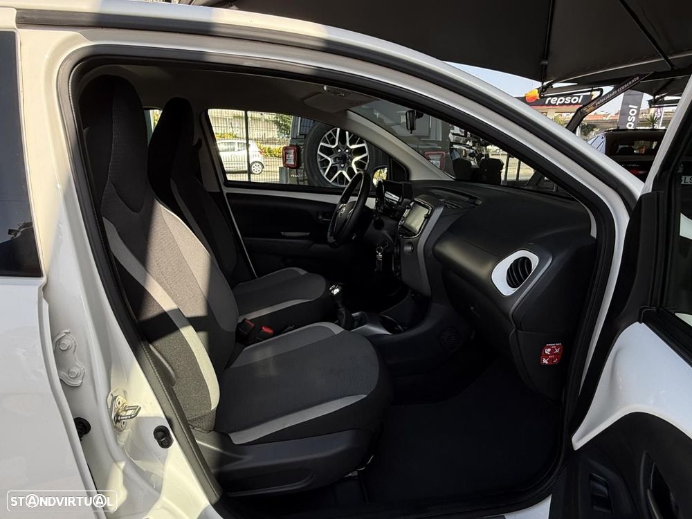 Toyota Aygo 1.0 X-Play+X-Touch - 31