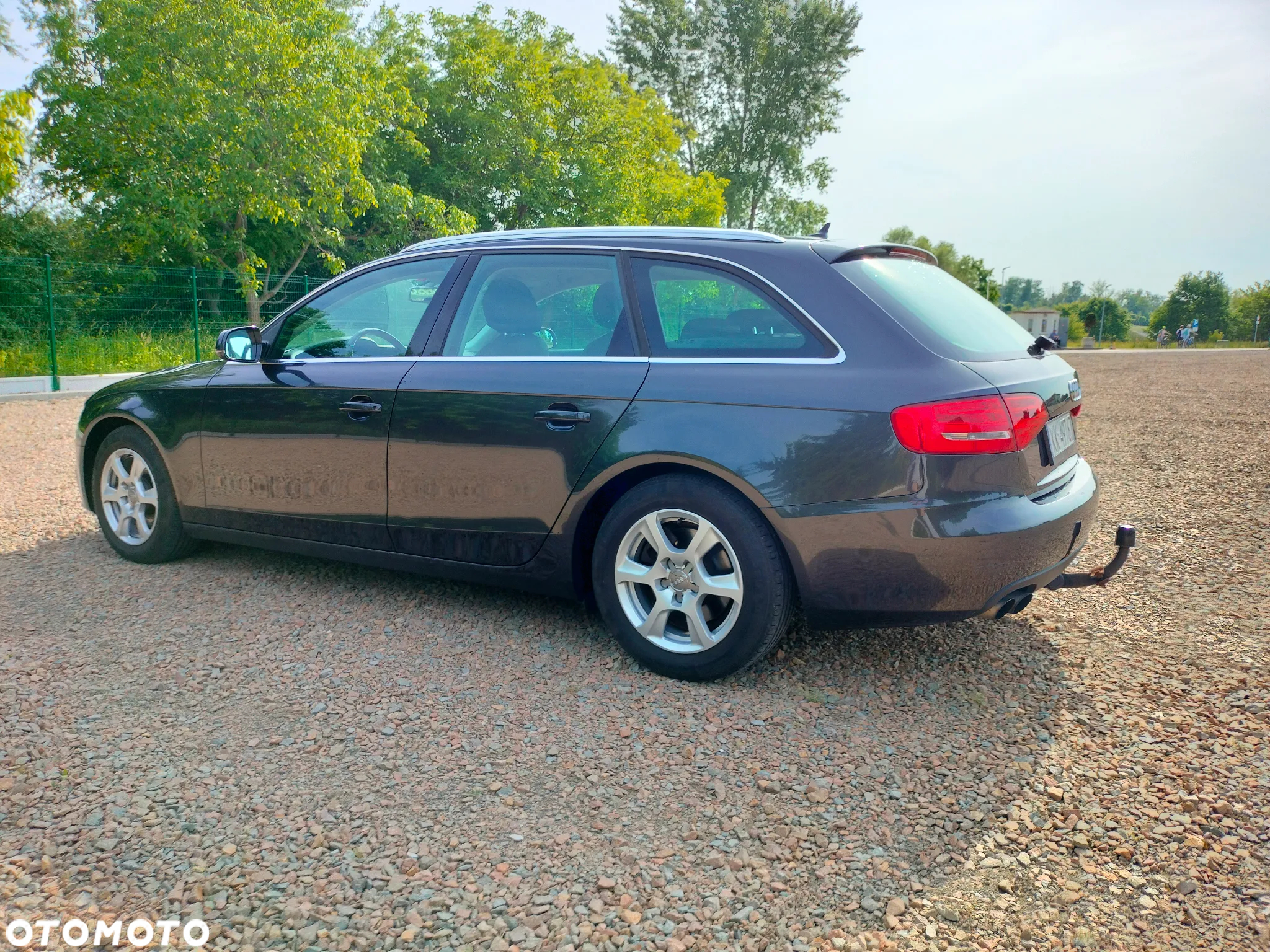 Audi A4 Avant 2.0 TDI DPF Attraction - 3