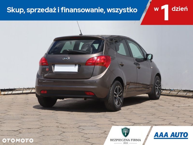 Kia Venga - 7