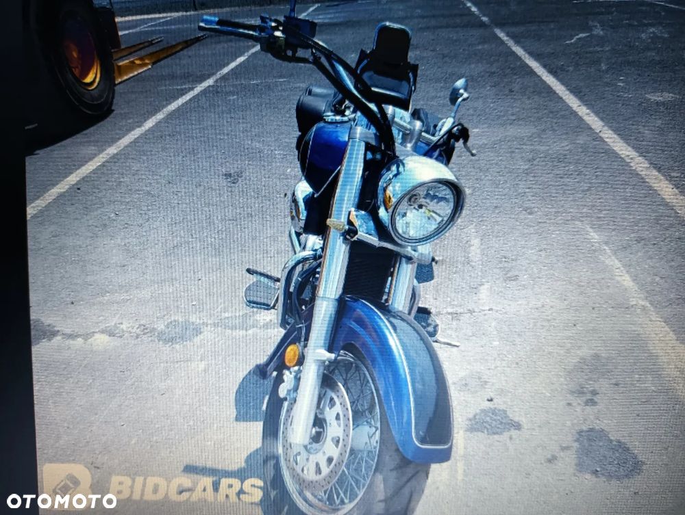Suzuki VL 800 Volusia - Boulevard C50 - 14