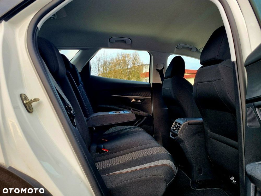 Peugeot 3008 1.2 PureTech Active Pack S&S - 12