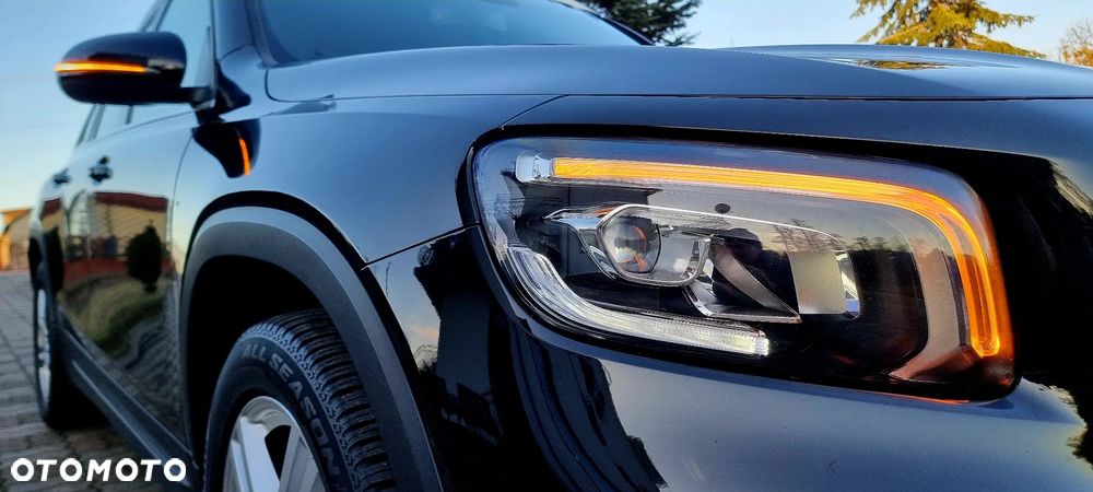 Mercedes-Benz GLB 200 Progressive 7G-DCT - 39
