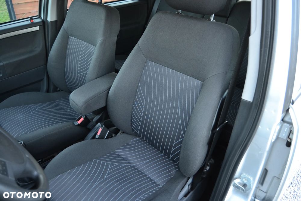 Opel Meriva 1.6 Cosmo - 30