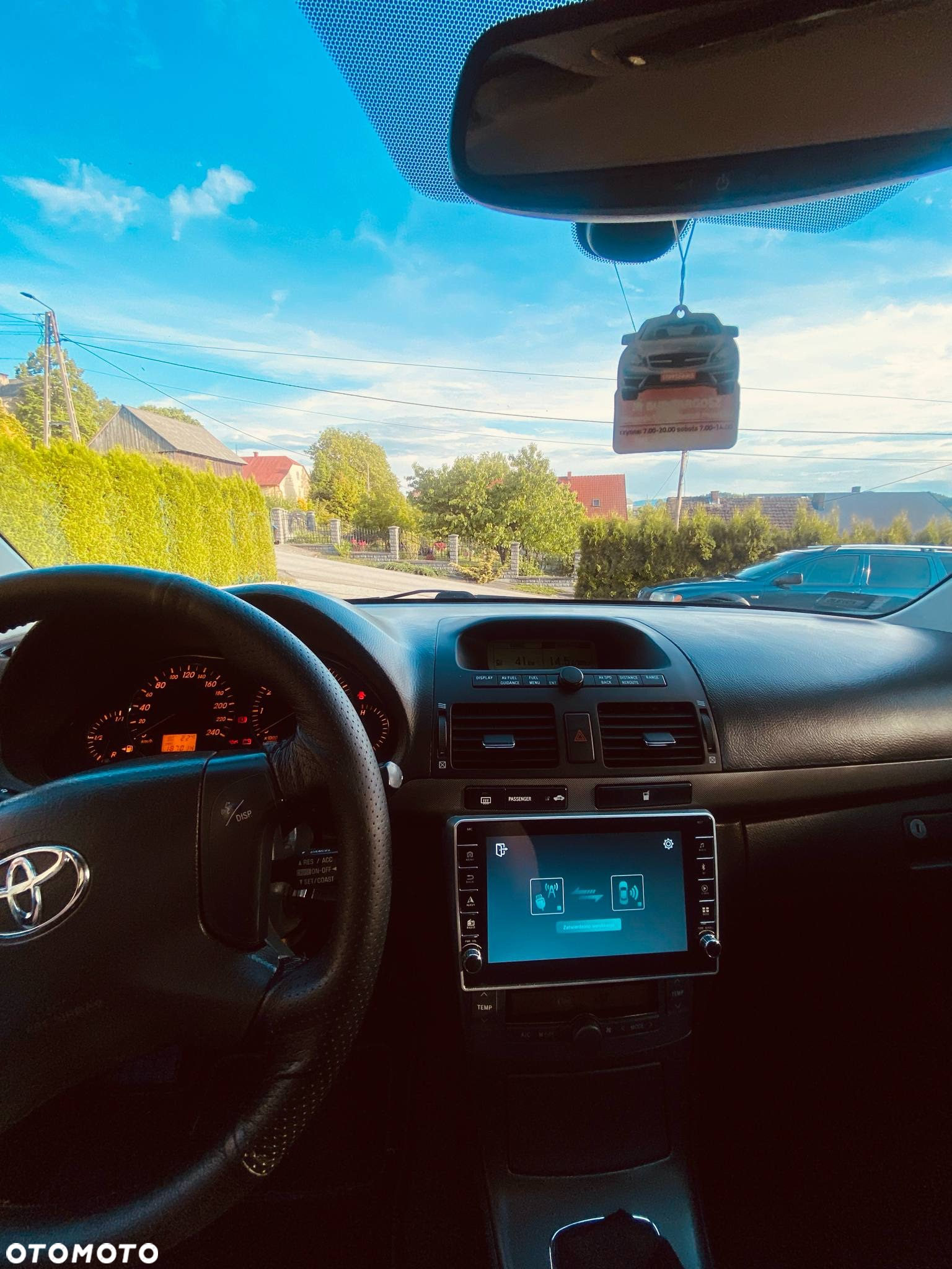 Toyota Avensis - 2