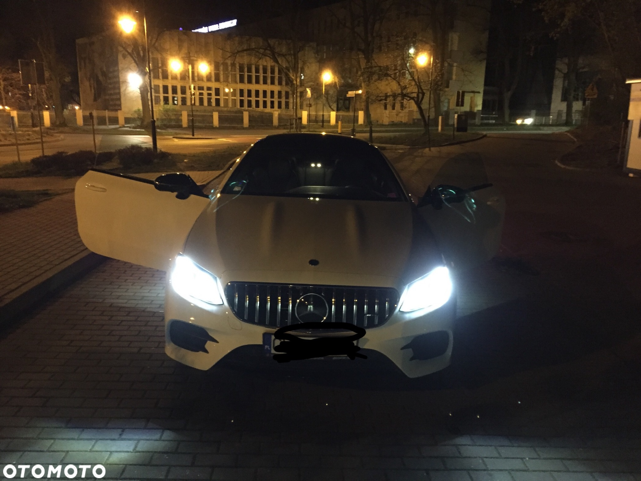 Mercedes-Benz Klasa E 200 Coupe 9G-TRONIC - 38
