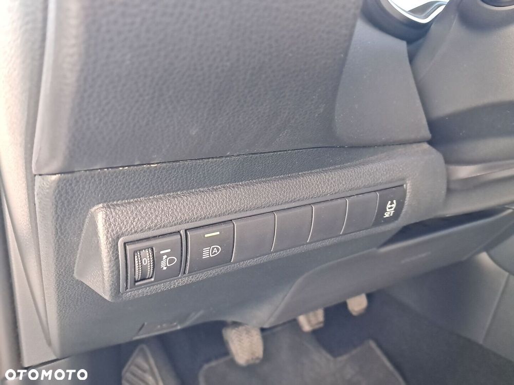 Toyota Corolla - 27