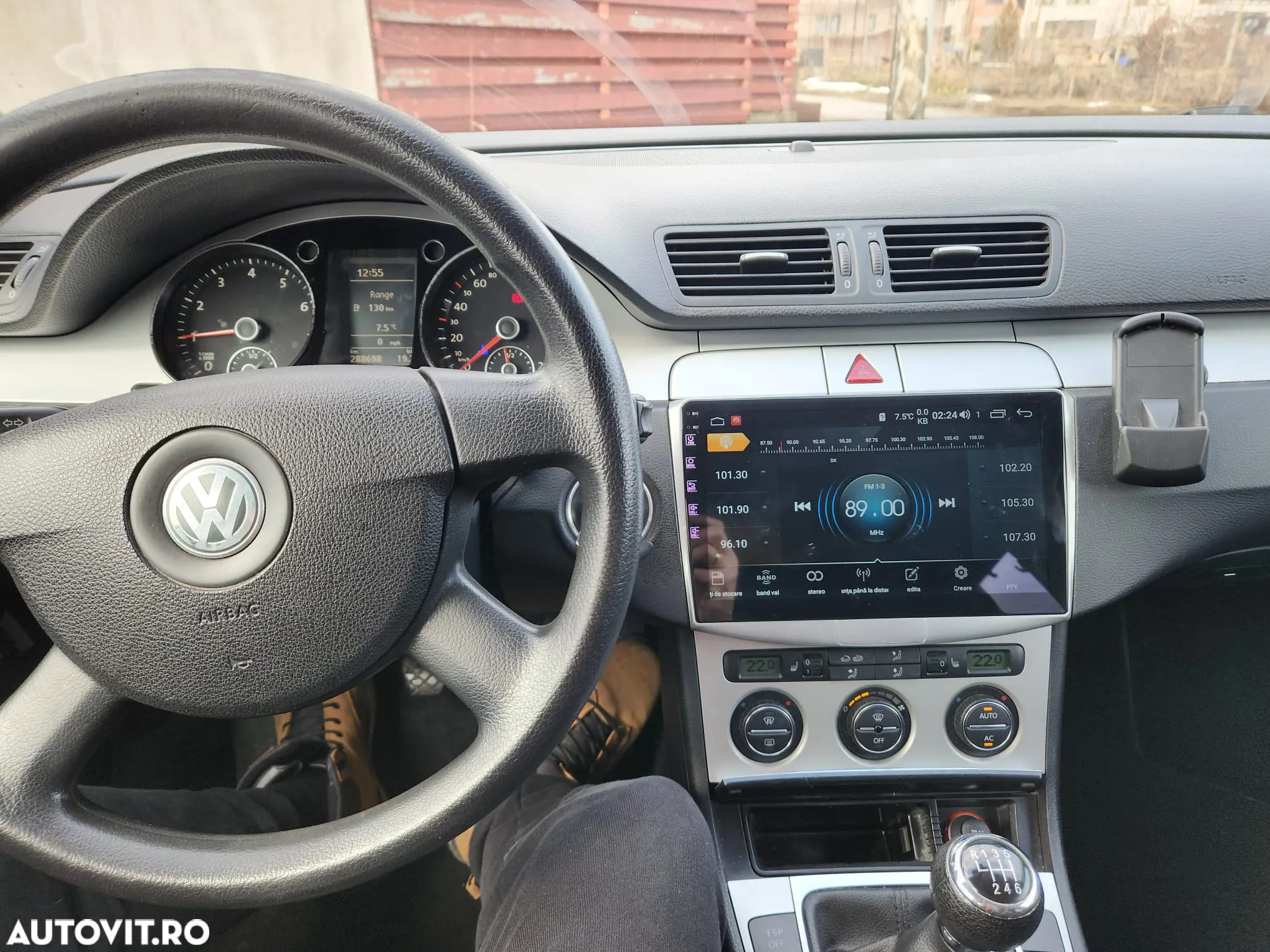 Volkswagen Passat - 2