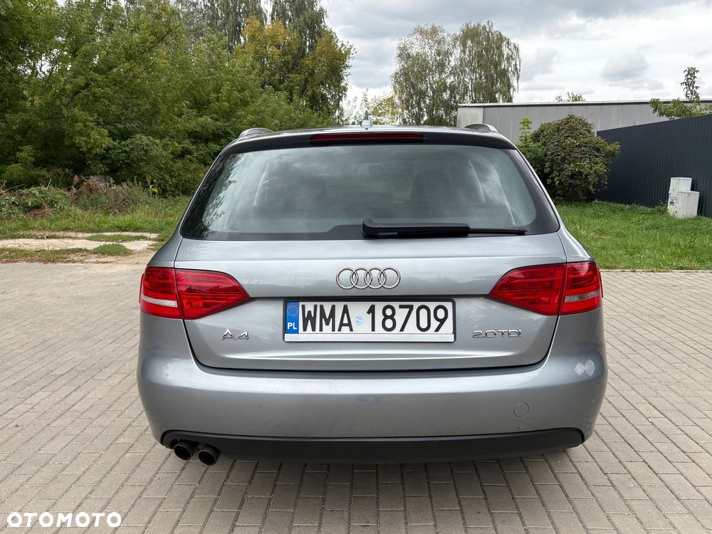 Audi A4 Avant 2.0 TDI - 4