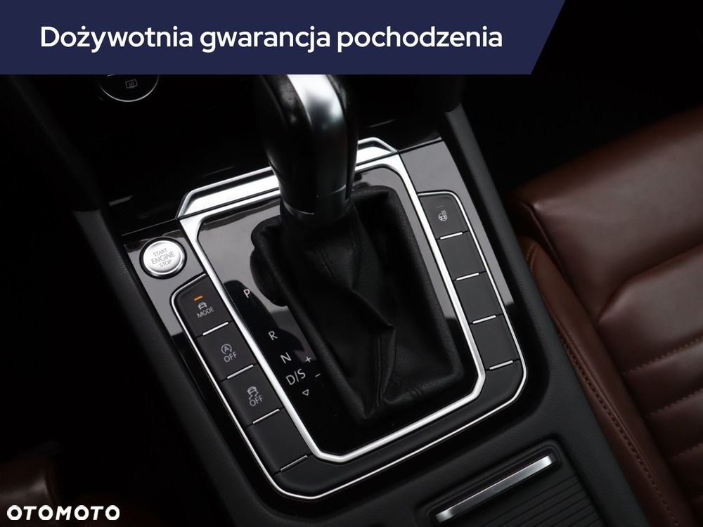 Volkswagen Passat - 21