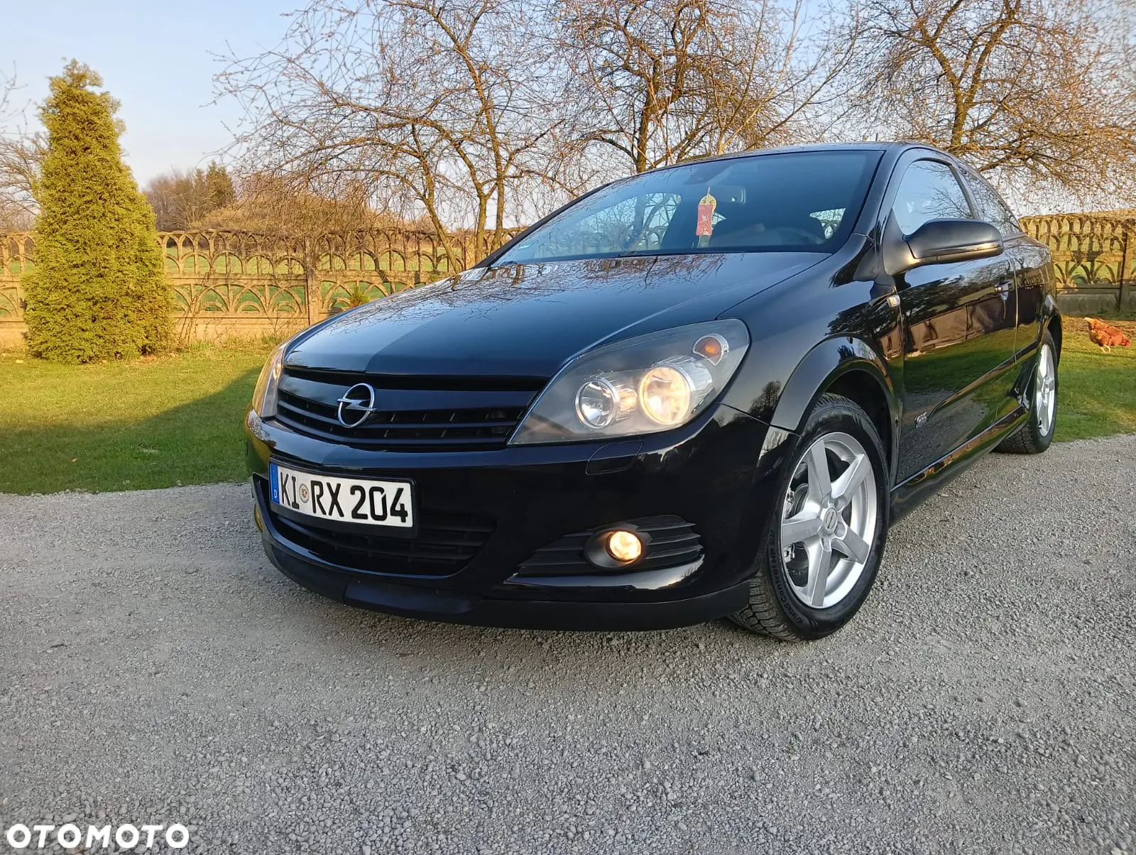 Opel Astra GTC 1.8 Sport - 2