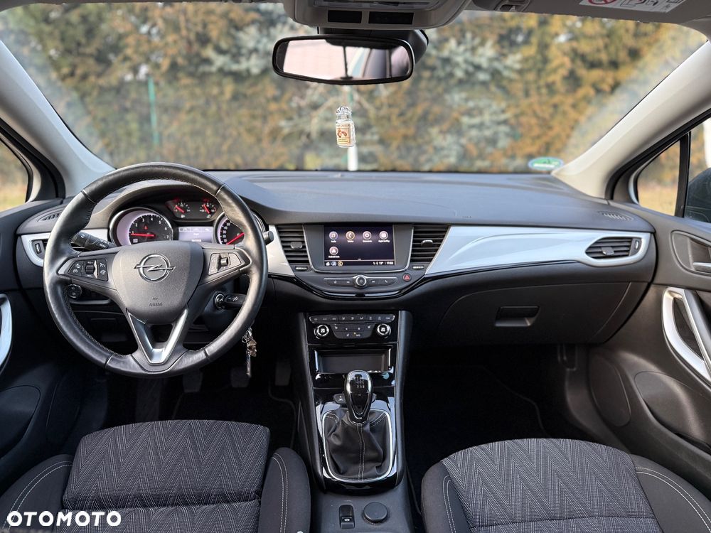 Opel Astra - 11