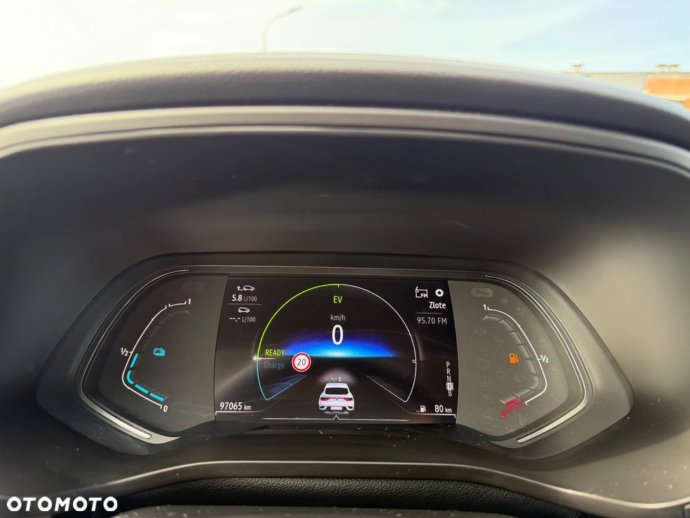 Renault Arkana 1.6 E-TECH Zen MMT - 17