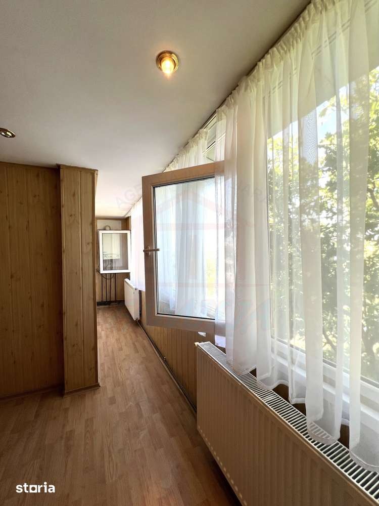 Apartament luminos cu 3 camere decomandate, 67 mp, Micro 13 — fotografia 3