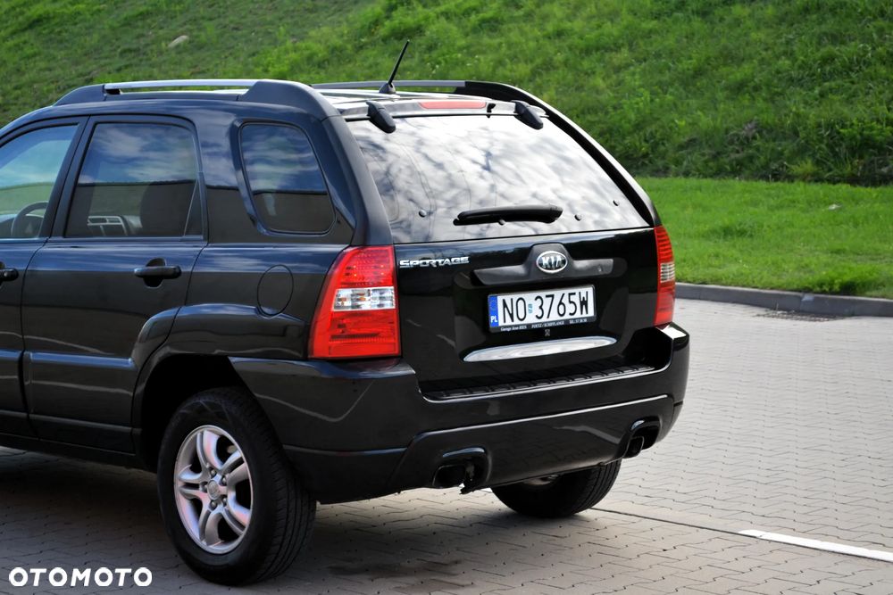 Kia Sportage 2.0 CRDi Freedom - 34