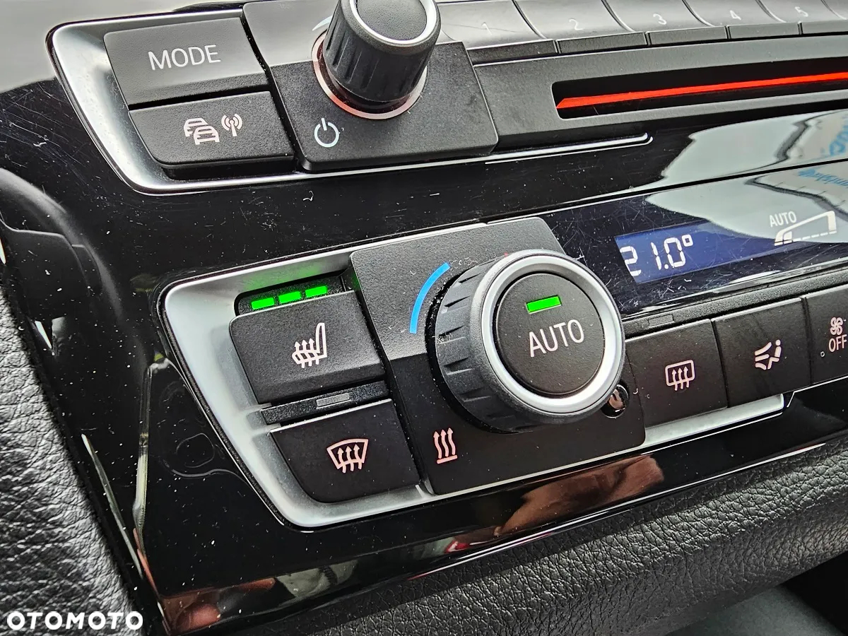 BMW Seria 1 118i Sport Line - 22