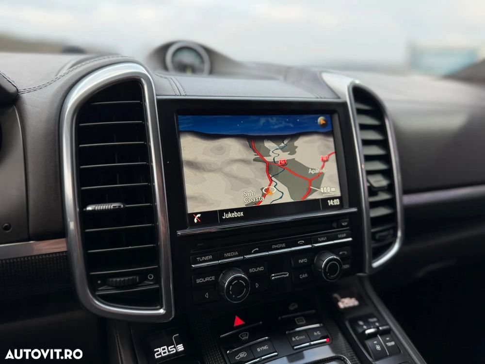 Porsche Cayenne S Hybrid V6 3.0L Aut. - 16