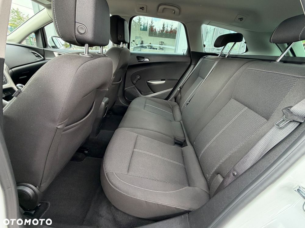 Opel Astra - 9