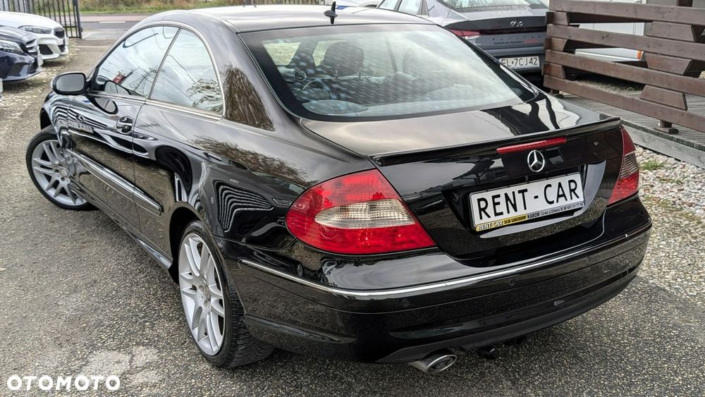 Mercedes-Benz CLK - 11